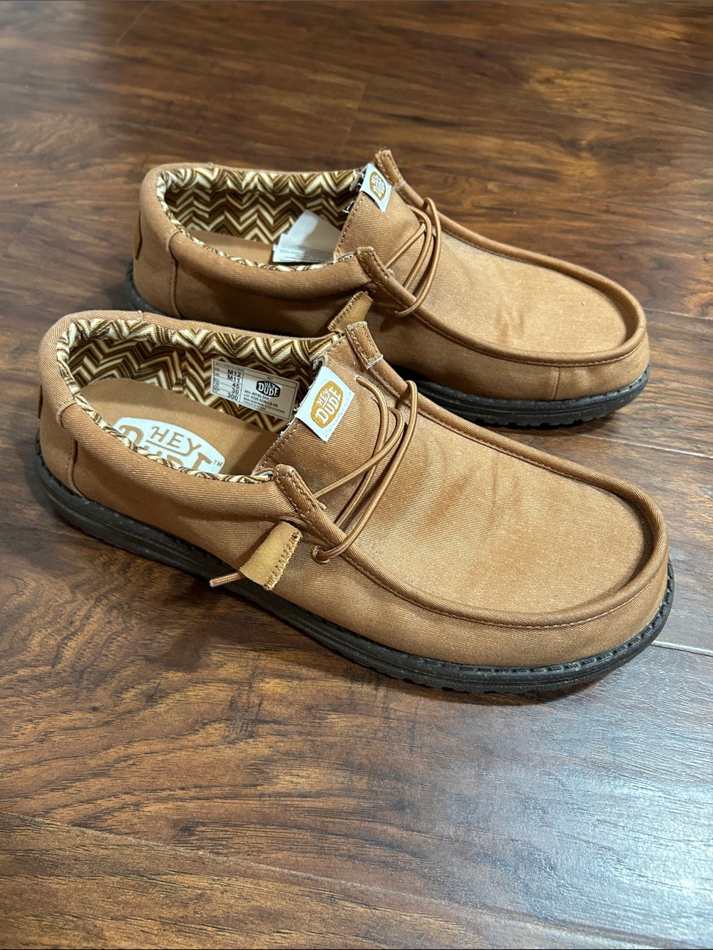 Hey Dude Men’s Casual Slip-On Loafers in Light Brown size 12. Like New!